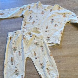 Rylee and Cru 12/18 month nutcracker 2pc NWOT